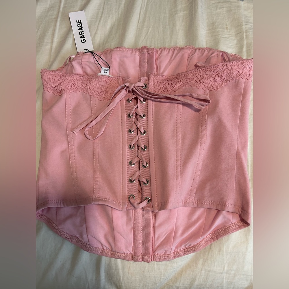 Garage Corset - Picture 3 of 3